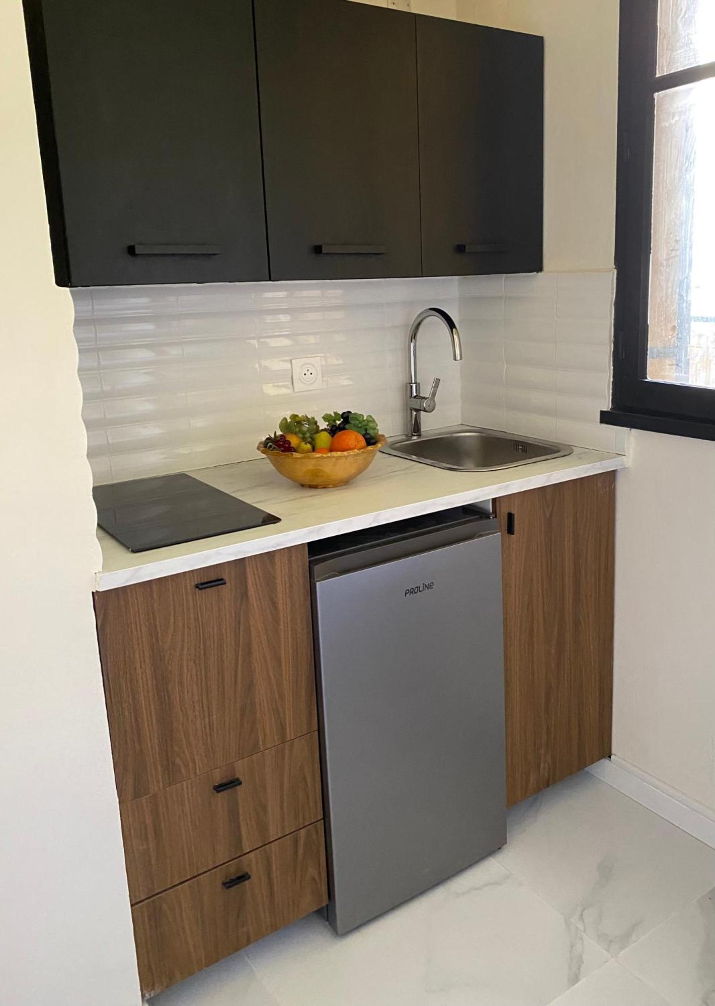 Vue Exceptionnelle !! Bien Calme Et Lumineux Sur La Prestigieuse Route Des Sanguinaires A Ajaccio Appartement