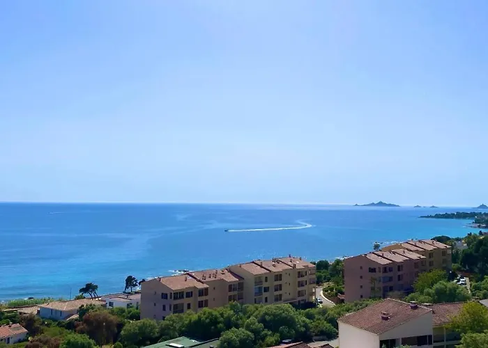 Vue Mer Exceptionnelle !! Bien Calme Et Lumineux Sur La Prestigieuse Route Des Sanguinaires A Ajaccio