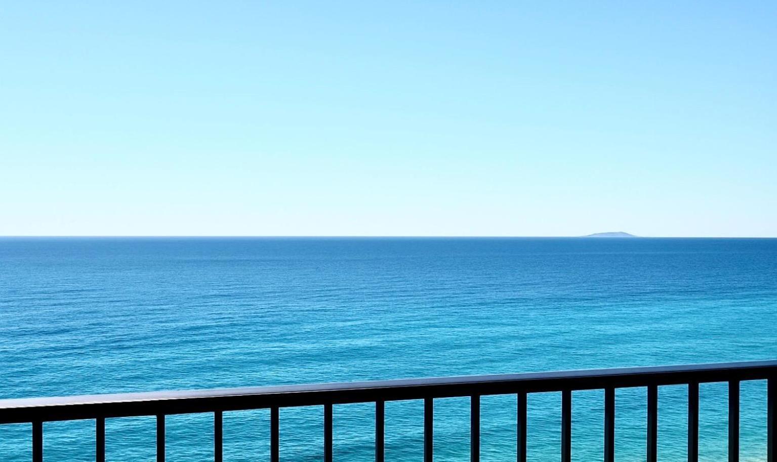 Vue Exceptionnelle !! Bien Calme Et Lumineux Sur La Prestigieuse Route Des Sanguinaires A Ajaccio Apartment *